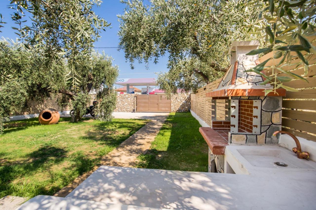 Villa 4 You Iliopetra Skala Sotiros Dış mekan fotoğraf